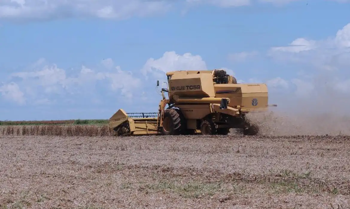 Entidades do agro contestam discurso de recorde no Plano Safra