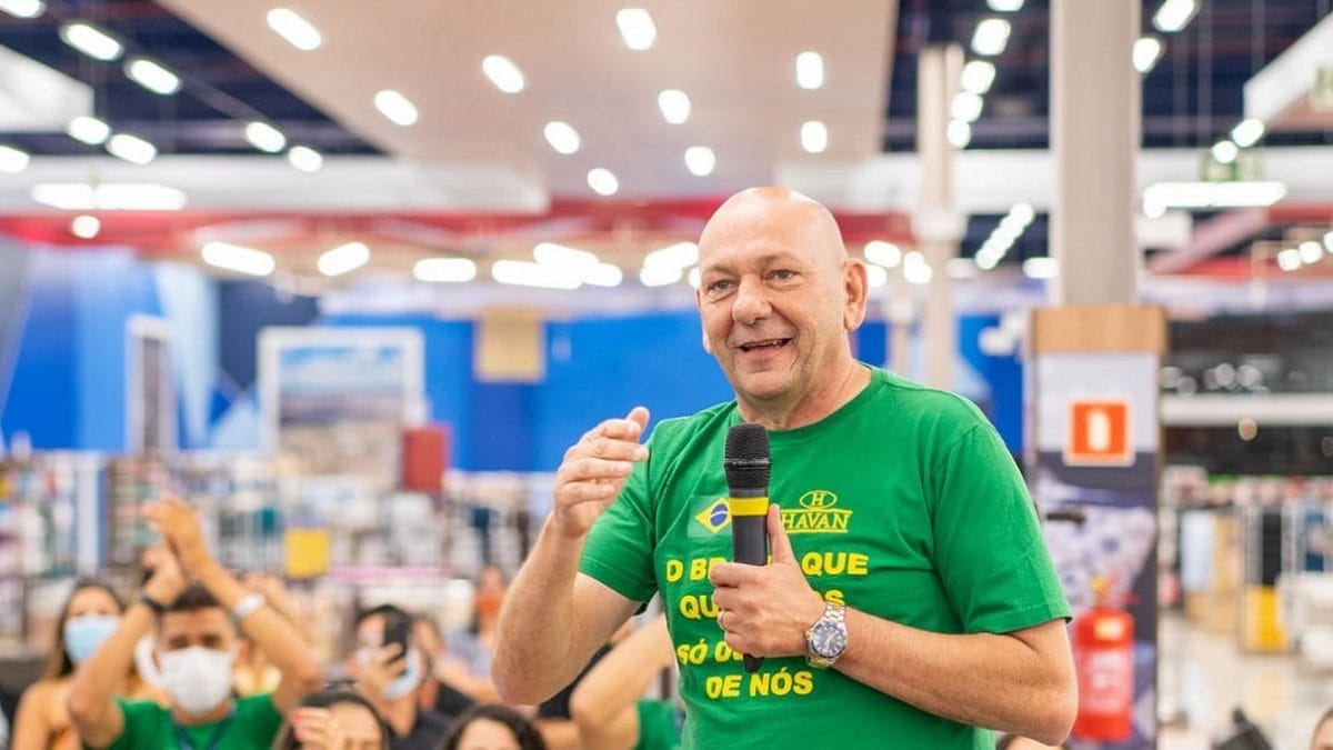 Luciano Hang avalia expansão da Havan para o Paraguai após encontro com presidente