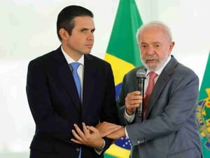 Governo busca aprovar PEC do fim da escala 6×1 antes de 2026