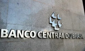 BC mantém sigilo sobre reuniões de Moraes e Galípolo sobre Lei Magnitsky