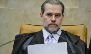 Atuação de Toffoli no caso Banco Master gera incômodo interno no STF