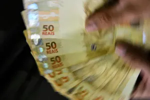 Mercado piora projeção do déficit primário para R$ 72,4 bilhões em 2026