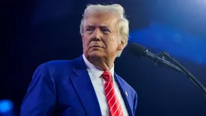 Trump eleva tarifa global para 15% após decisão da Suprema Corte
