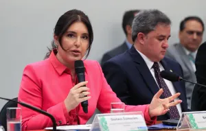 CVM tem 126 processos parados sobre o Banco Master, revela Malu Gaspar