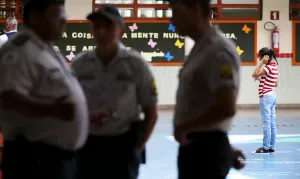 Pressão jurídica mira modelo cívico-militar em SP