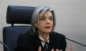 Cármen Lúcia pede rigor ético, mas cobrança no STF ainda é questionável