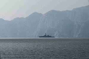 Tensão no Golfo Pérsico eleva risco global com ameaça sobre Hormuz