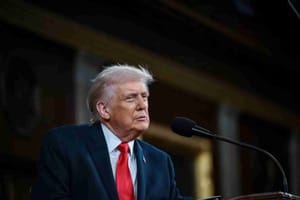 Trump sinaliza negociação com nova liderança do Irã enquanto ofensiva militar avança