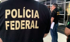 PF aponta coincidências em viagens de Lulinha e investigado ligado ao INSS