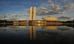 Congresso age nos bastidores para encerrar CPMI do INSS