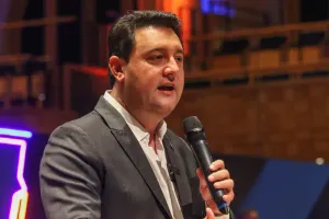 Constantino ironiza nome de Ratinho Jr. e repercute fala nas redes