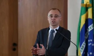 Mendonça autoriza transferência de Vorcaro para penitenciária federal em Brasília