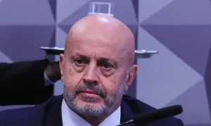 Sócio oculto do Careca do INSS admitiu em áudio que precisava se esconder
