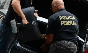 Investigação aponta acesso a dados sigilosos por grupo ligado a banqueiro