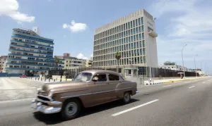 Elite militar controla bilhões enquanto Cuba enfrenta colapso econômico