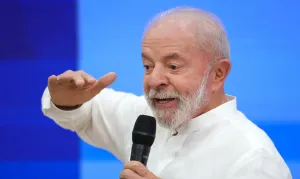 Distanciamento exposto: Lula recua e sinaliza desgaste com Moraes nos bastidores
