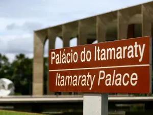 Brasil cobra explicações dos EUA após expulsão de delegado da PF