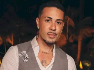 Justiça suspende multa milionária contra Carlinhos Maia em caso envolvendo vídeo em Noronha
