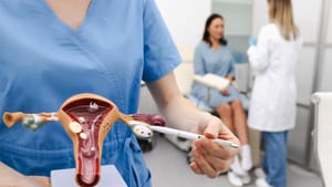 SAÚDE DA MULHER: Mais de 7 mil casos de câncer de ovário devem ser registrados no Brasil; diagnóstico tardio eleva mortalidade