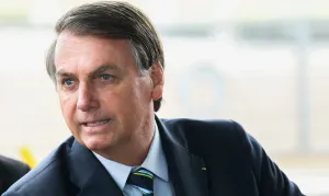 Bolsonaro deve receber alta após cirurgia e segue sob restrições durante internação