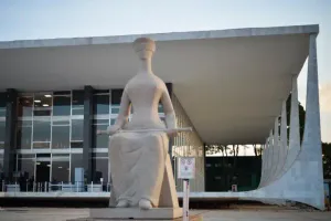 PT anuncia ação no STF contra derrubada do veto da dosimetria