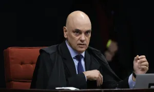 Moraes arquiva investigações contra parlamentares do PL sobre 8 de janeiro