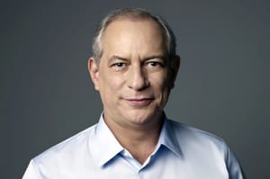Ciro critica Lula e Flávio e reforça candidatura ao governo do Ceará
