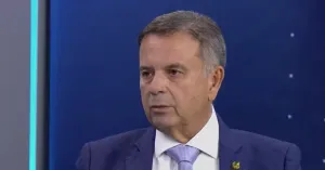 Marinho cita três nomes como opções para vice na chapa de Flávio