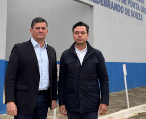 Chiquini relata visita a Filipe Martins e defende anistia em publicação