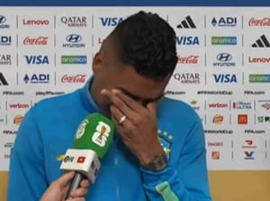 Casemiro se emociona após eliminação do Brasil na Copa do Mundo